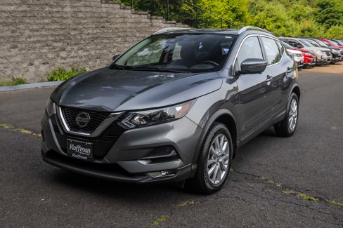 Used 2022 Nissan Rogue Sport SV image 11