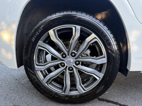 Used 2020 GMC Terrain Denali w/ Denali Premium Package image 17