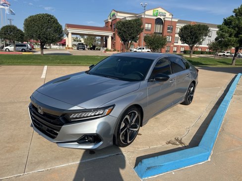 Used 2021 Honda Accord Sport image 4