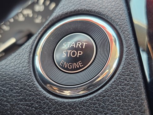 Used 2019 Nissan Rogue SV image 22