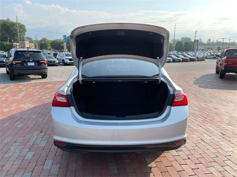 Used 2020 Chevrolet Malibu LS image 28