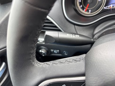 Used 2022 Jeep Cherokee Latitude Lux image 25