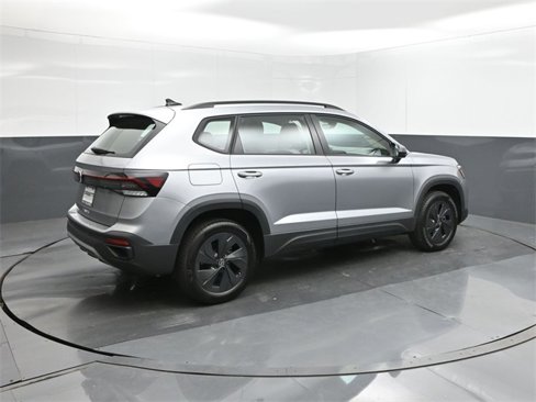 New 2025 Volkswagen Taos S image 15