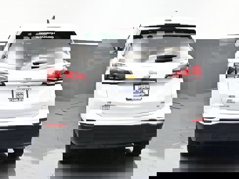 Certified 2022 Chevrolet Equinox LS w/ LS Convenience Package image 6