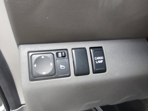 Used 2016 Nissan Frontier SV image 29