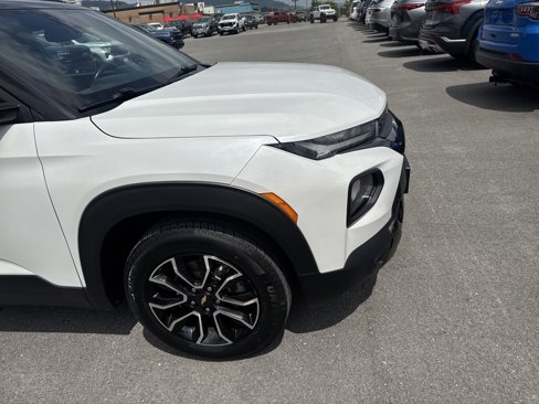 Used 2021 Chevrolet TrailBlazer ACTIV w/ Technology Package image 4