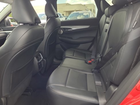 Used 2023 INFINITI QX50 Sensory image 11