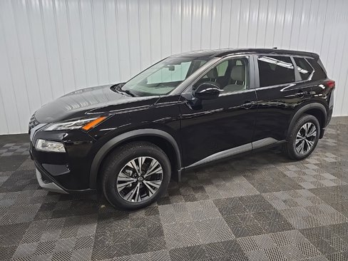 Used 2023 Nissan Rogue SV image 6