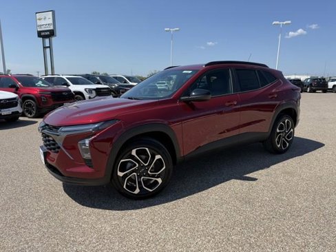 New 2025 Chevrolet Trax RS image 2
