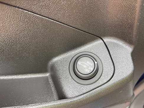 Used 2021 GMC Terrain SLE w/ Driver Convenience Package image 25
