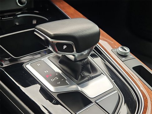 Used 2022 Audi A5 2.0T Premium image 27