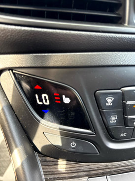 Used 2017 Buick Envision Essence image 31