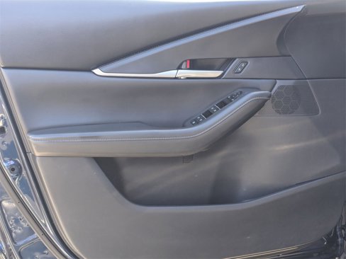 Used 2022 MAZDA CX-30 AWD 2.5 S w/ Select Package image 10