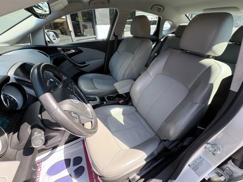 Used 2012 Buick Verano Convenience image 11