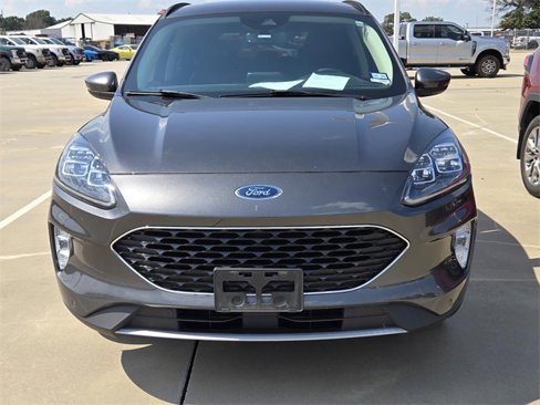 Used 2020 Ford Escape Titanium image 3