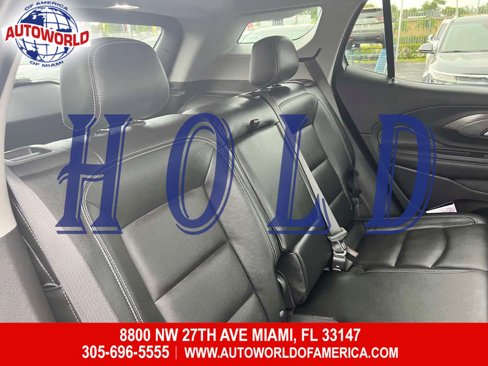 Used 2023 GMC Terrain SLT image 23