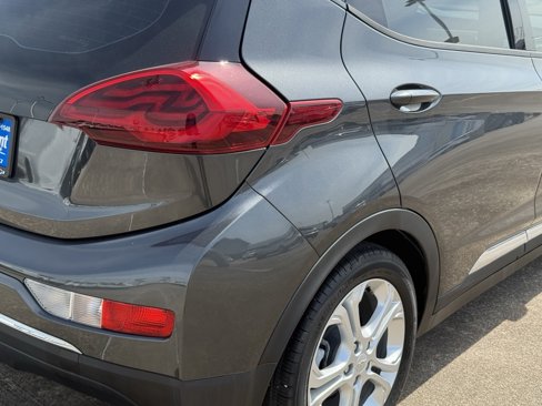 Used 2020 Chevrolet Bolt LT image 15