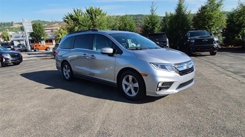 Used 2018 Honda Odyssey EX image 3