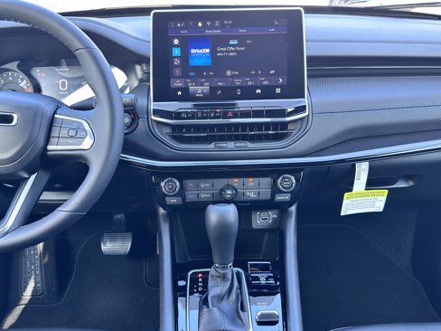 New 2026 Jeep Compass Latitude image 22