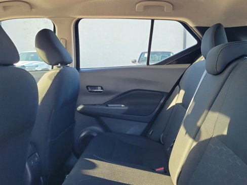 Certified 2024 Nissan Kicks SV image 12
