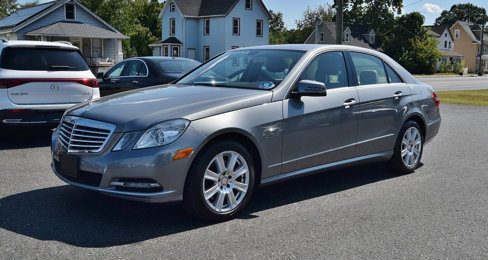 Used 2012 Mercedes-Benz E 350 4MATIC Sedan image 4