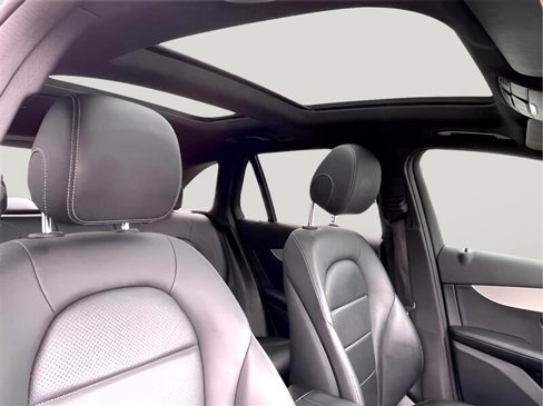 Used 2019 Mercedes-Benz GLC 300 image 19