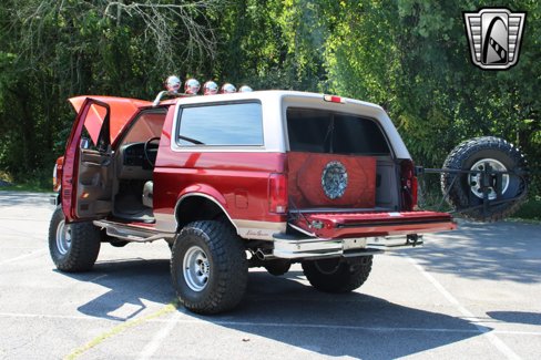 Used 1996 Ford Bronco image 7