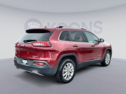 Used 2016 Jeep Cherokee Limited image 7