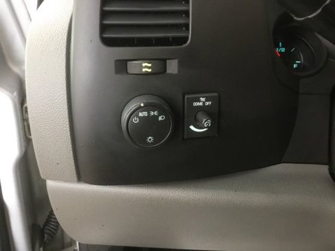 Used 2010 Chevrolet Silverado 1500 LS image 23