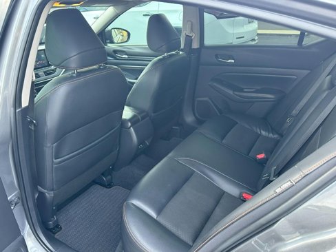 Used 2020 Nissan Altima 2.5 SR image 14