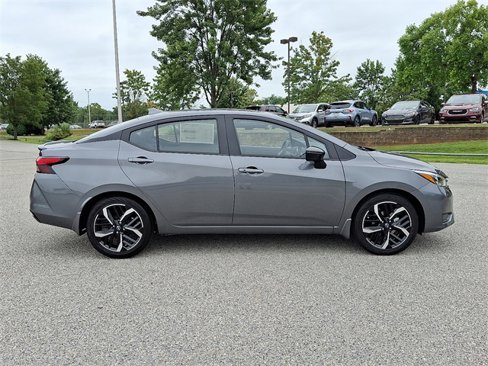 New 2025 Nissan Versa SR w/ Trunk Package image 11