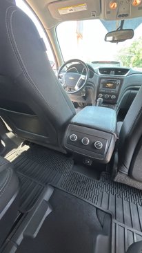 Used 2017 Chevrolet Traverse LT w/ Style and Technology Package image 19