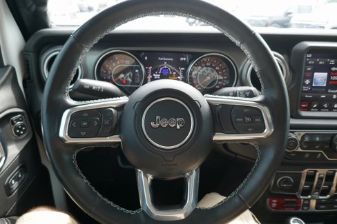 Used 2023 Jeep Gladiator Rubicon w/ Cold Weather Group image 31