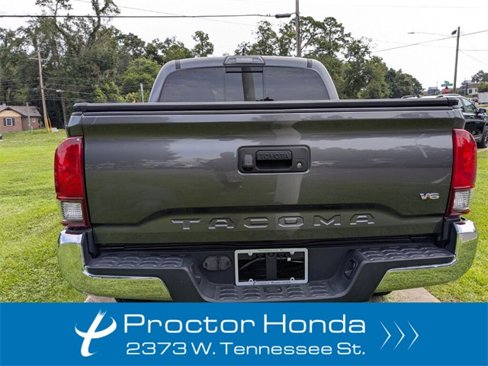 Used 2019 Toyota Tacoma SR5 image 9