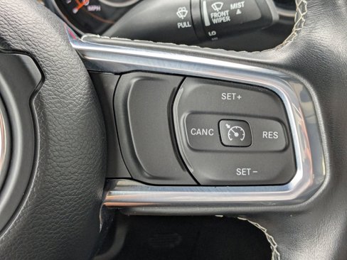 Used 2020 Jeep Gladiator Overland w/ Popular Equipment Package image 26