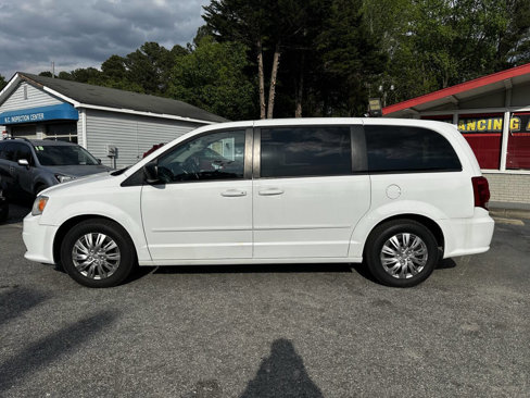 Used 2014 Dodge Grand Caravan SE w/ Quick Order Package 29E SE image 4