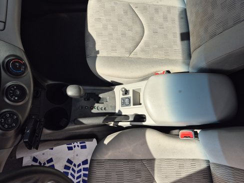 Used 2012 Toyota RAV4 4WD image 27