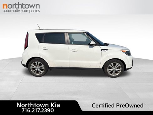 Used 2015 Kia Soul + image 2