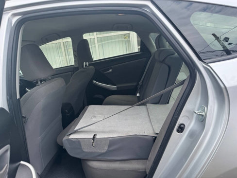Used 2015 Toyota Prius Four image 13