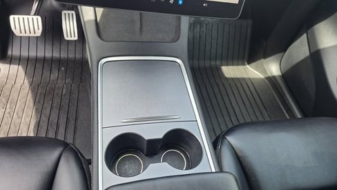 Used 2022 Tesla Model Y Performance image 23
