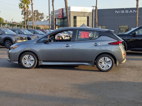 Certified 2024 Nissan Leaf S image 9