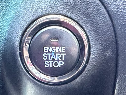Used 2012 Hyundai Genesis 2.0T image 17
