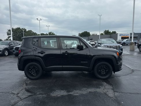 Used 2018 Jeep Renegade Sport w/ Power & Air Group image 6