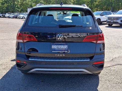 Used 2023 Volkswagen Taos S image 5