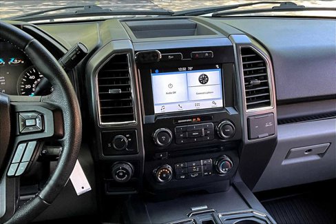 Used 2016 Ford F150 XLT w/ Equipment Group 302A Luxury image 6