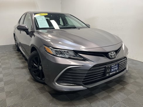 Used 2023 Toyota Camry LE w/ Convenience Package image 1