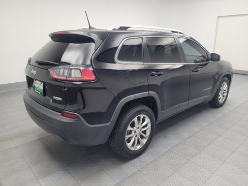 Used 2019 Jeep Cherokee Latitude w/ Popular Appearance Group image 9