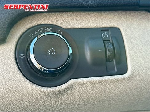 Used 2012 Buick Regal Leather image 10