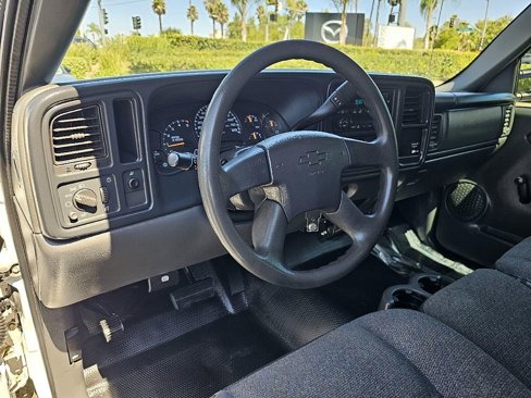 Used 2006 Chevrolet Silverado 2500 W/T w/ Heavy-Duty Power Package image 35