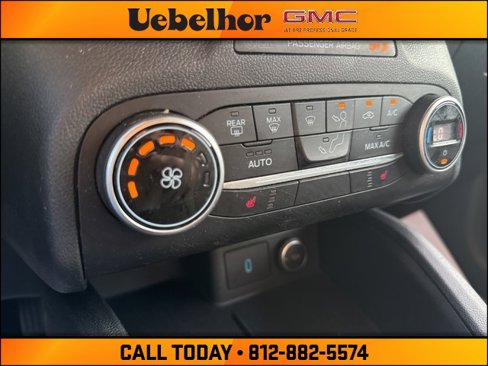 Used 2020 Ford Escape SE image 30
